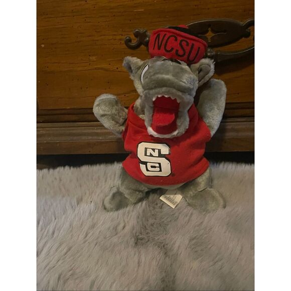 Vintage NC State Wolf Beanie Baby Plush Animal Toy - Picture 6 of 9